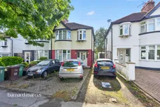 Forest Road, Sutton