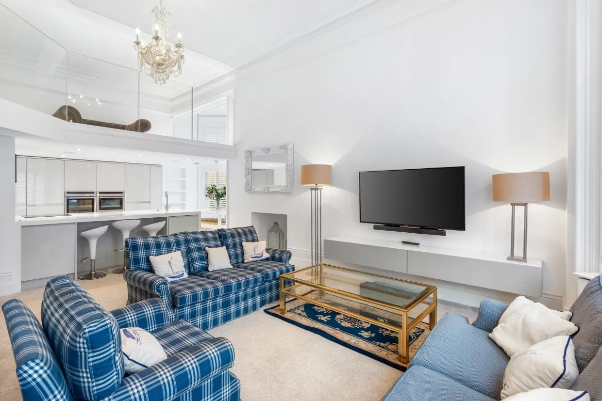 Eaton Gardens Hove BN3 photo 1