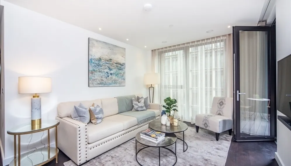 Thornes House, Nine Elms, London SW11 7AG photo 2