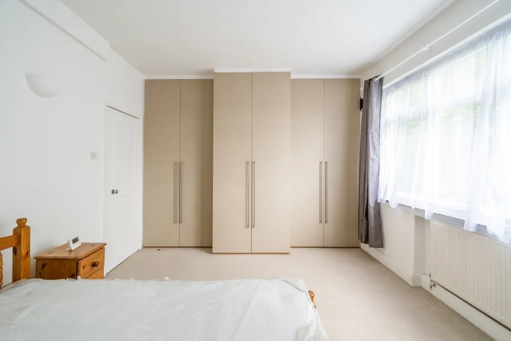 Crescent Grove London SW4 photo 3