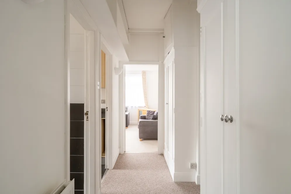 Crescent Grove London SW4 photo 5