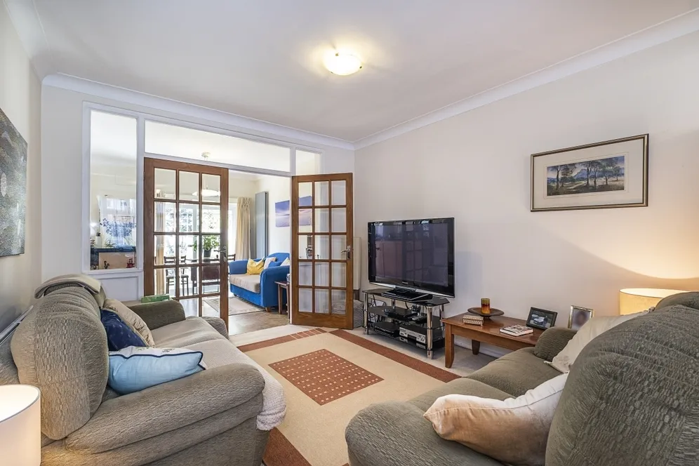 Sandbourne Avenue London SW19 photo 5