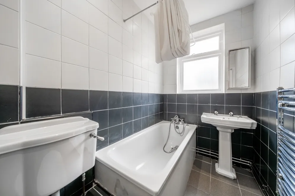 Crescent Grove London SW4 photo 6