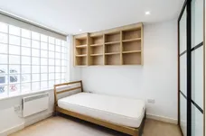 12 Leyden Street London E1 photo 6