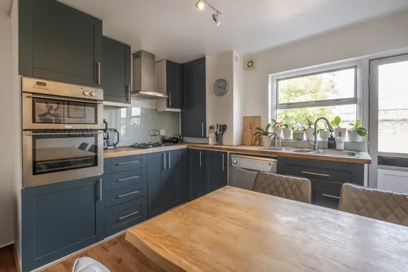 Heathfield Square London SW18