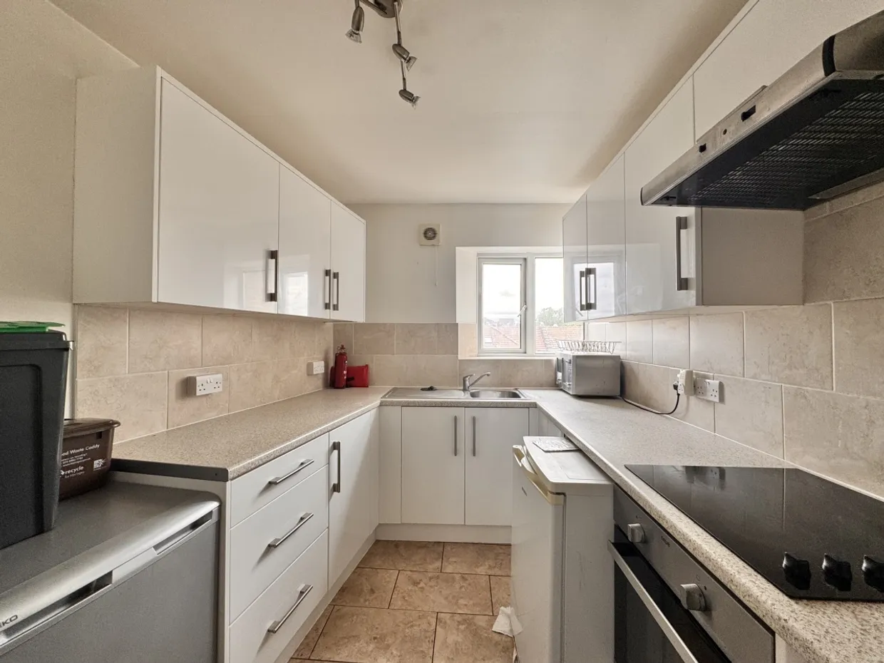 37-38 Fairfield Gardens London N8 photo 1