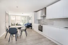 Wells Walk, E7 photo 4