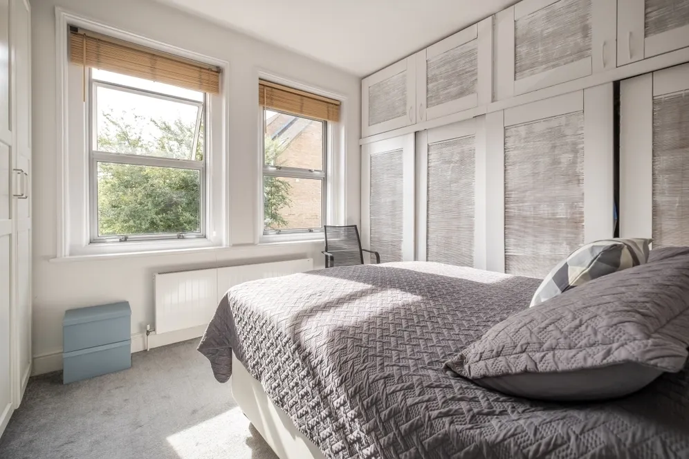 Heathfield Square London SW18 photo 4