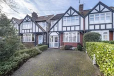 Sandbourne Avenue London SW19 photo 20