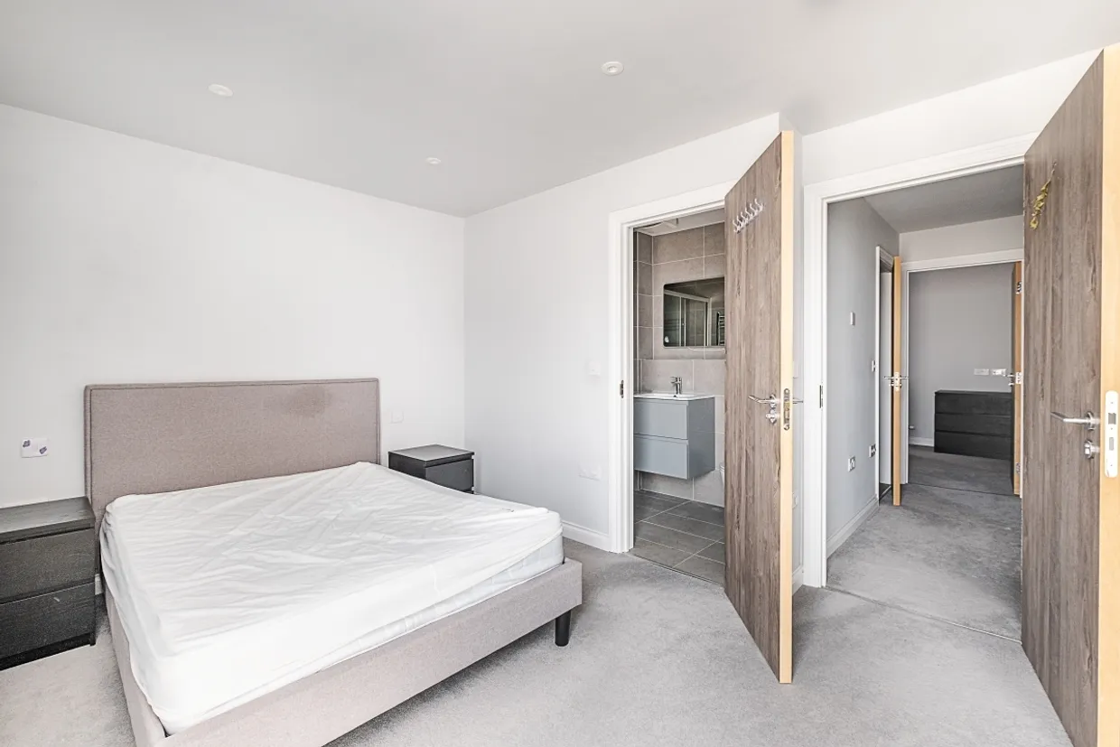 Wells Walk, E7 photo 8