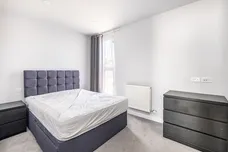 Wells Walk, E7 photo 10