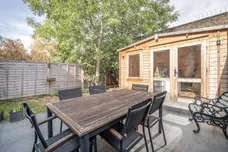 Heathfield Square London SW18 photo 11