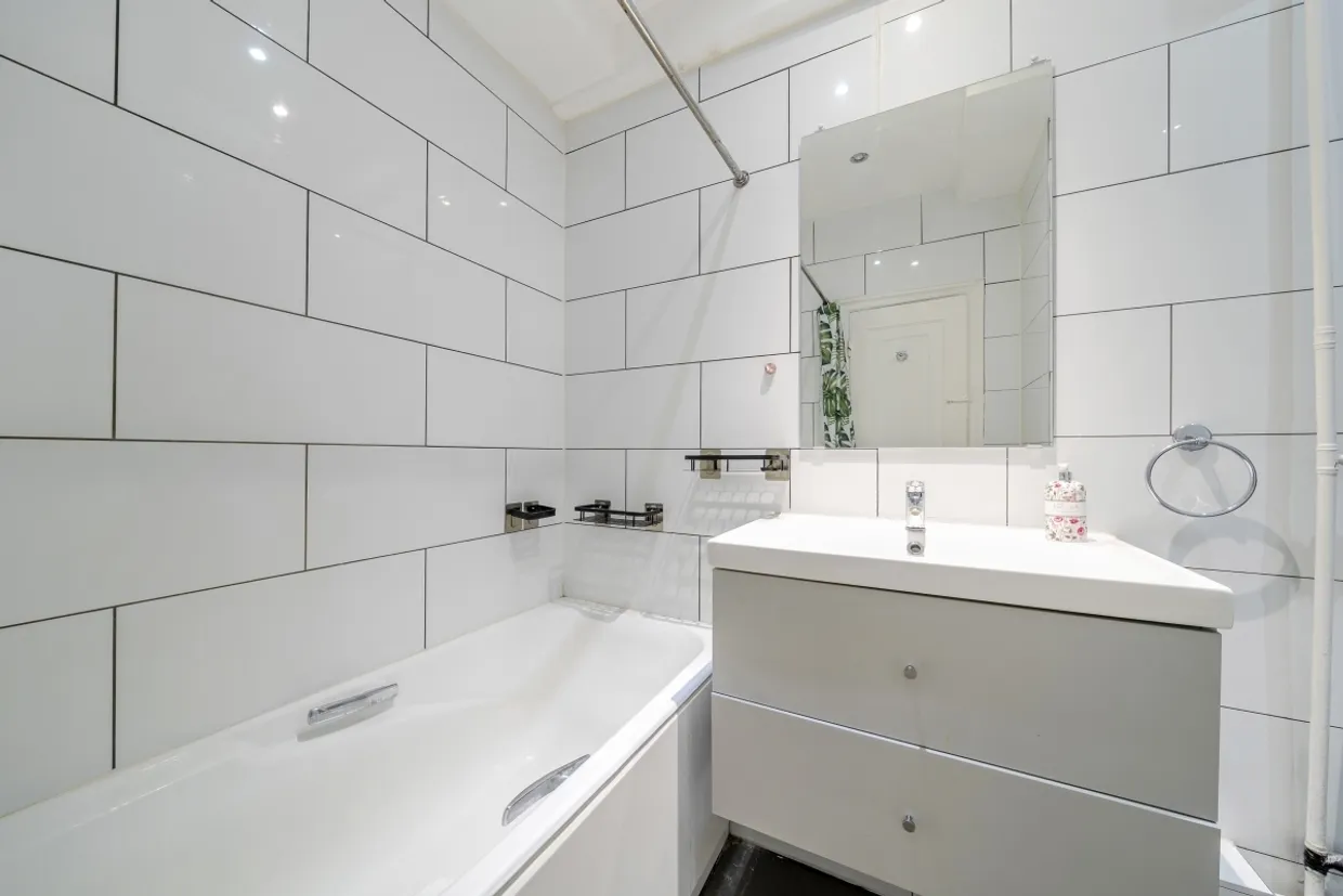 Queensway London W2 photo 8