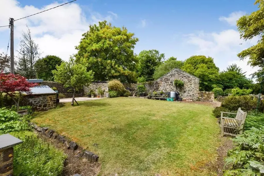 Property Image 16