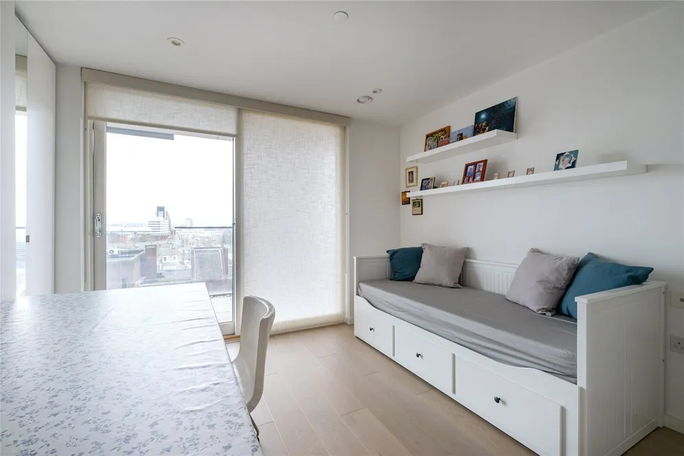 Upper Richmond Road, London, SW15 photo 9