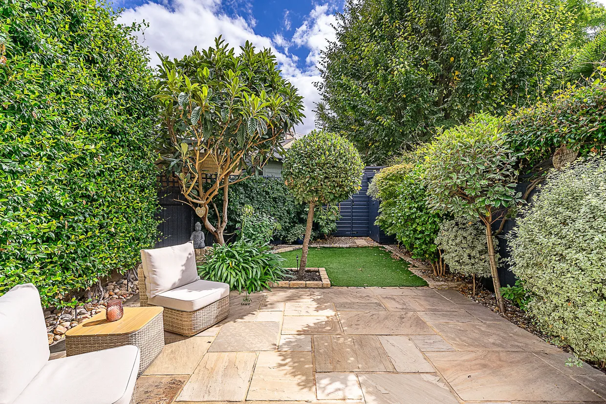 Fletcher Road, London, W4 photo 8
