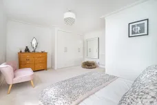 Fletcher Road, London, W4 photo 12