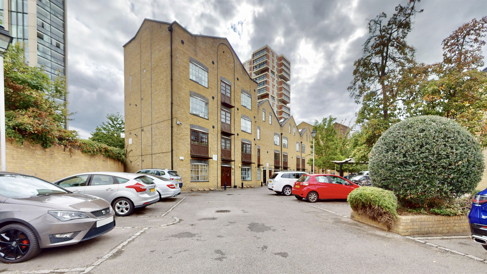Pump House, Canada Water, London, SE16 Image 1