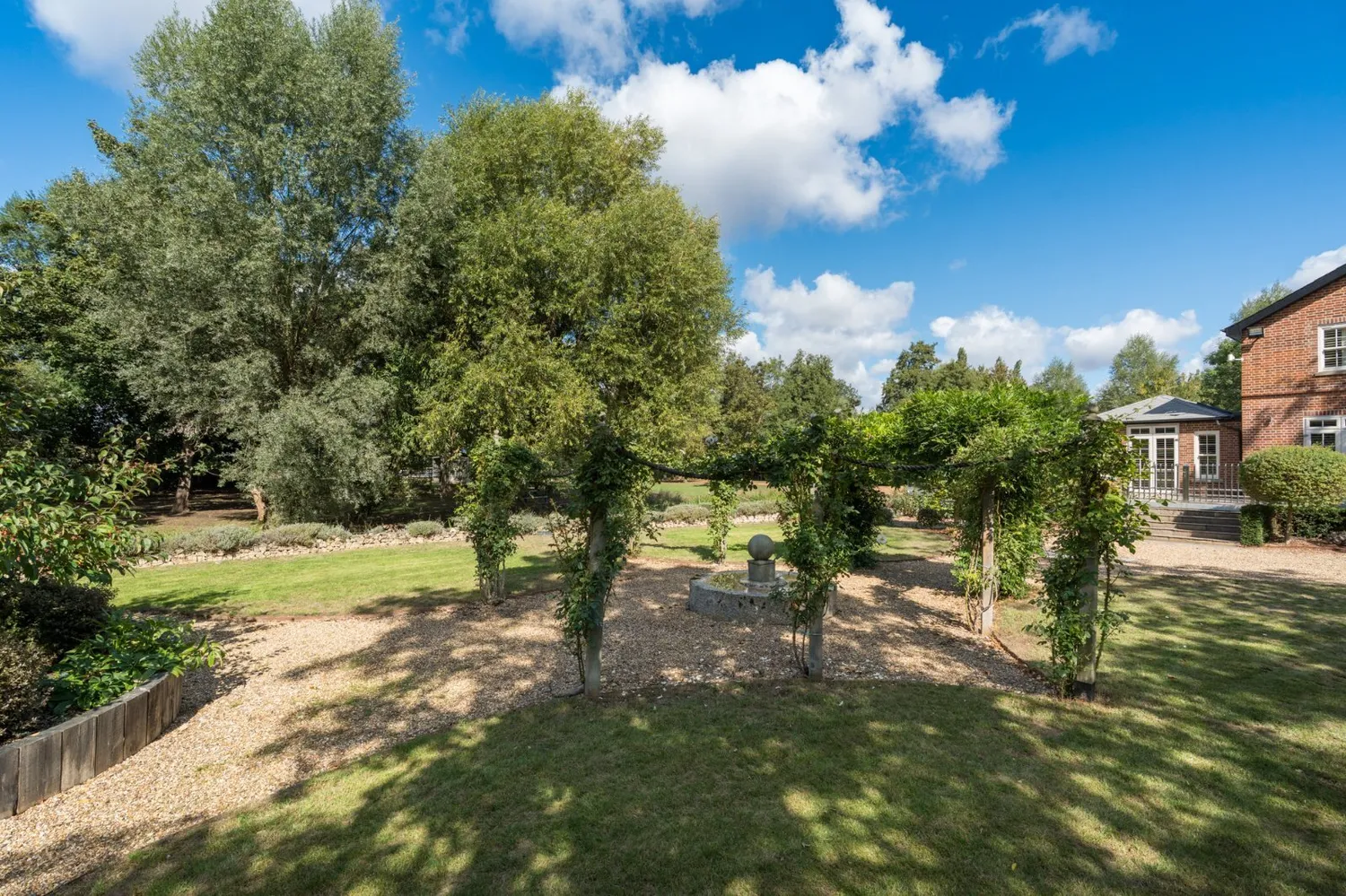 Spring Lane, Lexden Bridge Hamlet, CO3 photo 45
