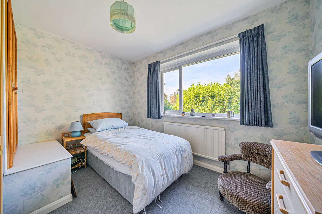 Hamm Court, WEYBRIDGE, KT13 photo 14