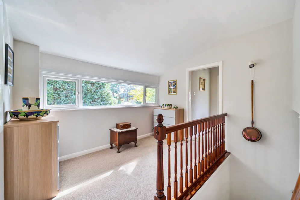 Hamm Court, WEYBRIDGE, KT13 photo 15