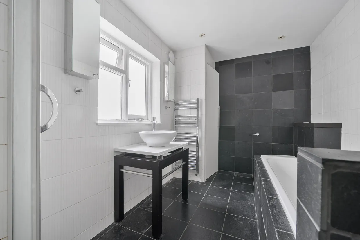 Blenheim Place, Brighton, BN1 photo 11