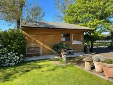 Pondwood Lane, Shottesbrooke, Maidenhead, SL6 photo 2