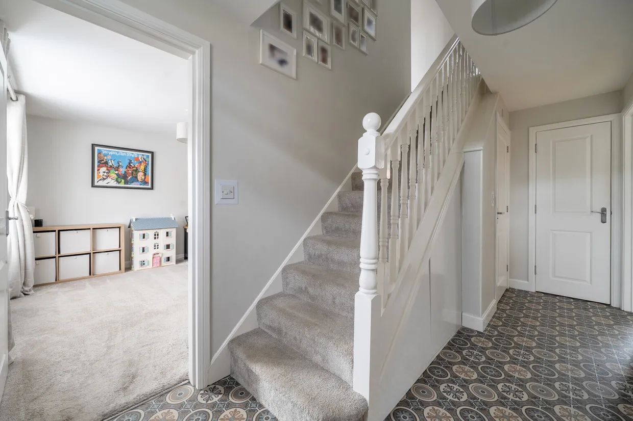 Renard Rise, Stonehouse, GL10 photo 2