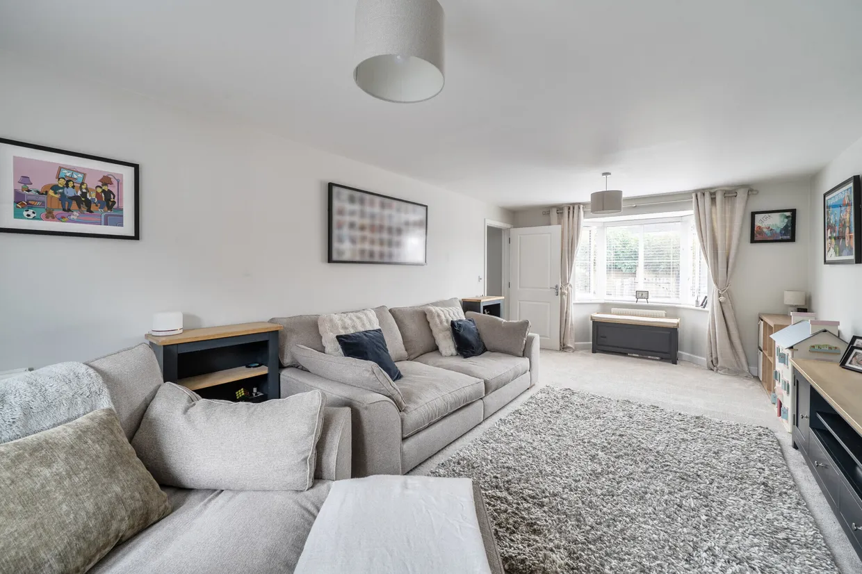 Renard Rise, Stonehouse, GL10 photo 3