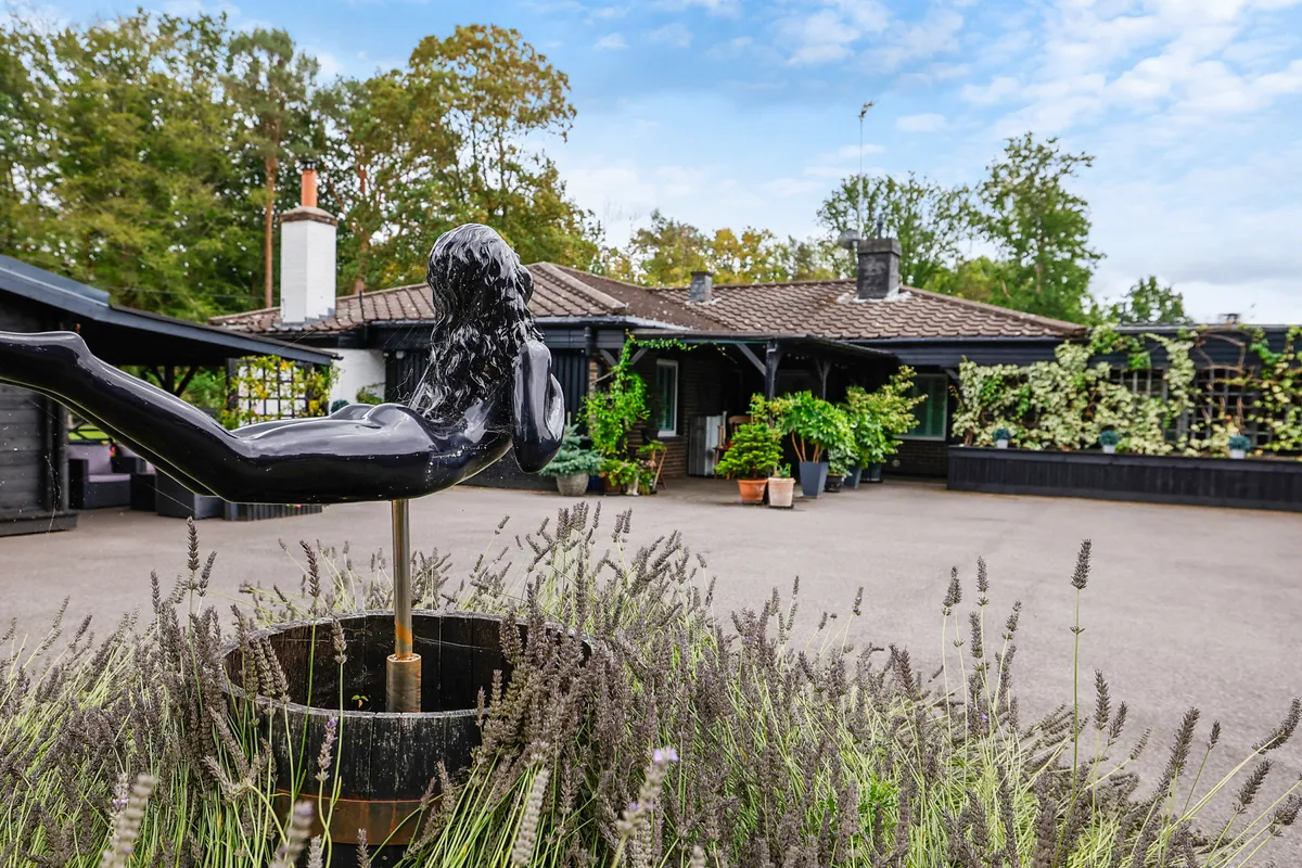 Broadbridge Lane, Smallfield, Horley, Surrey, RH6