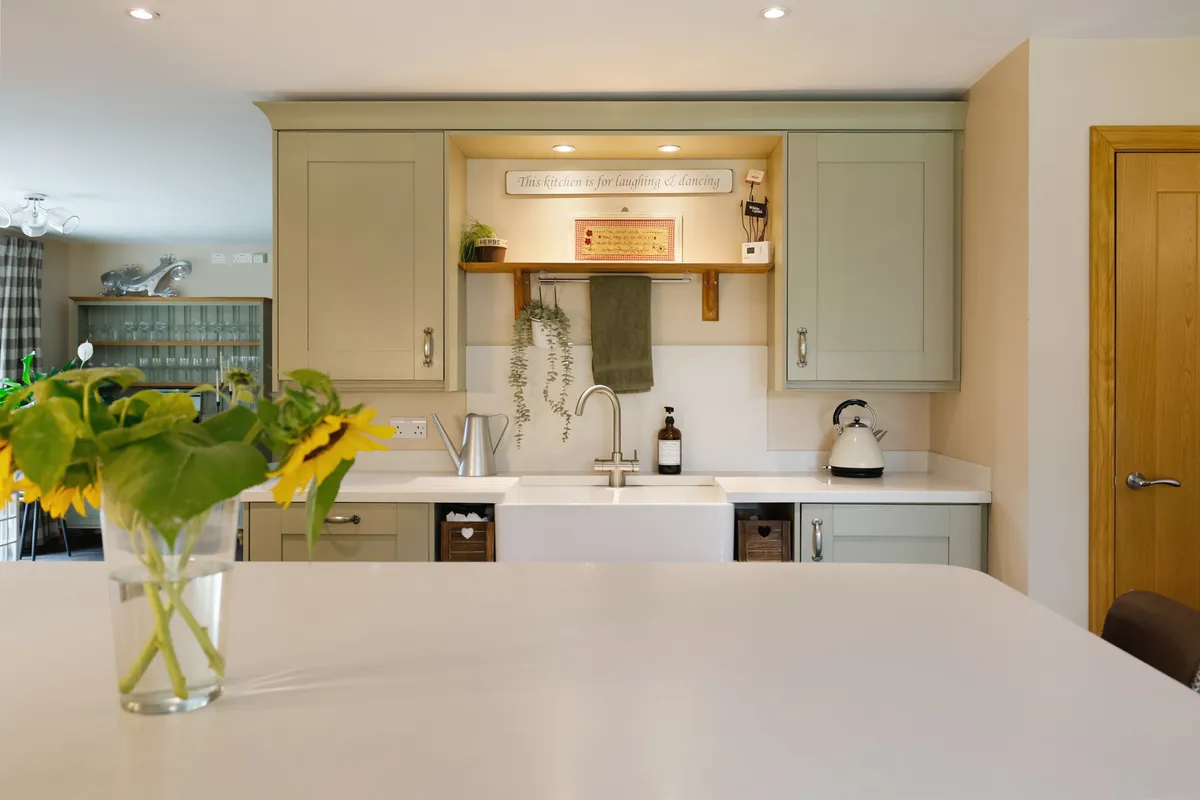 Broadbridge Lane, Smallfield, Horley, Surrey, RH6