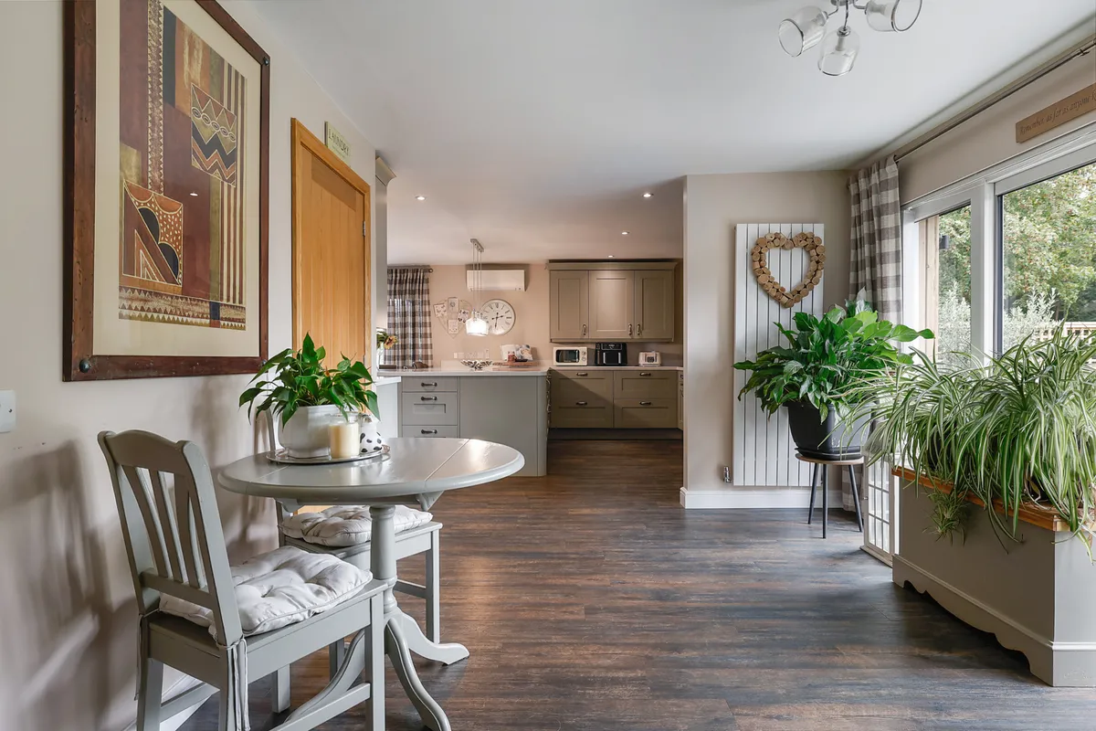 Broadbridge Lane, Smallfield, Horley, Surrey, RH6