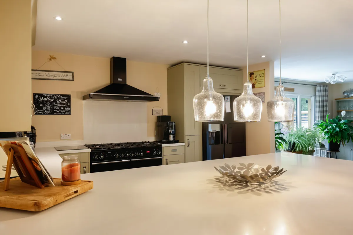 Broadbridge Lane, Smallfield, Horley, Surrey, RH6