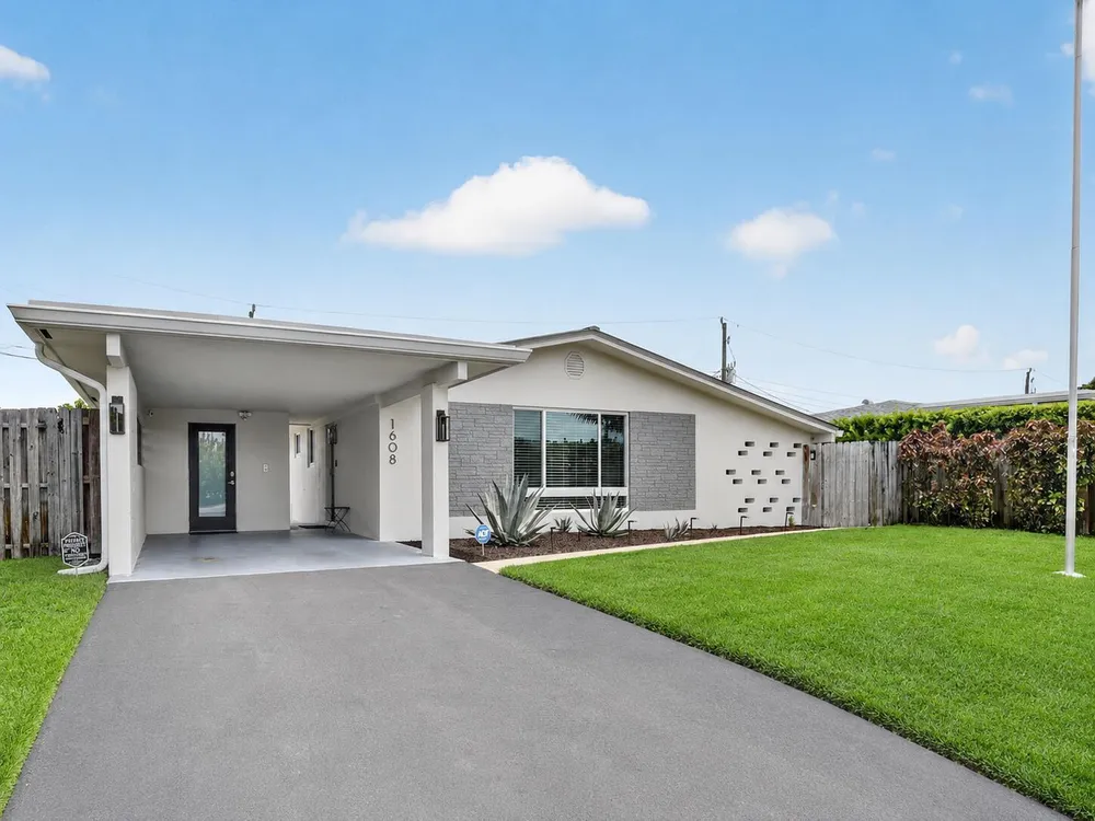 1608 NE 14th Terrace, Fort Lauderdale, FL 33304