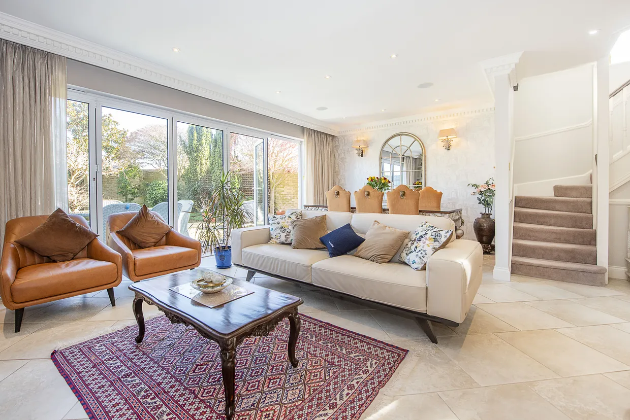 Clearwater Place, Surbiton, KT6 photo 5