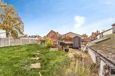 London Road, Calne