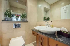 Clearwater Place, Surbiton, KT6 photo 14