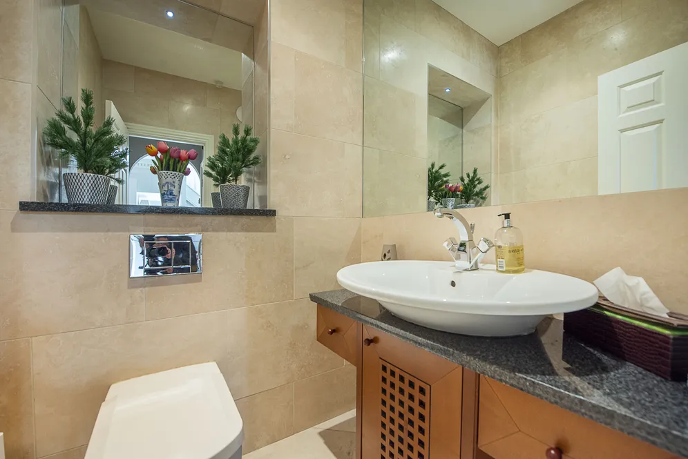 Clearwater Place, Surbiton, KT6 photo 14
