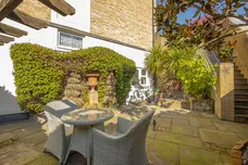 Clearwater Place, Surbiton, KT6 photo 15