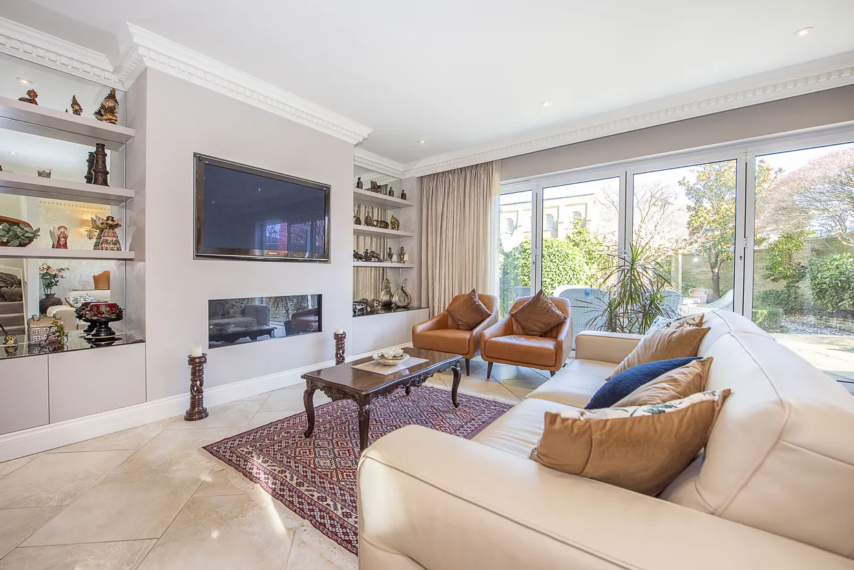 Clearwater Place, Surbiton, KT6 photo 18