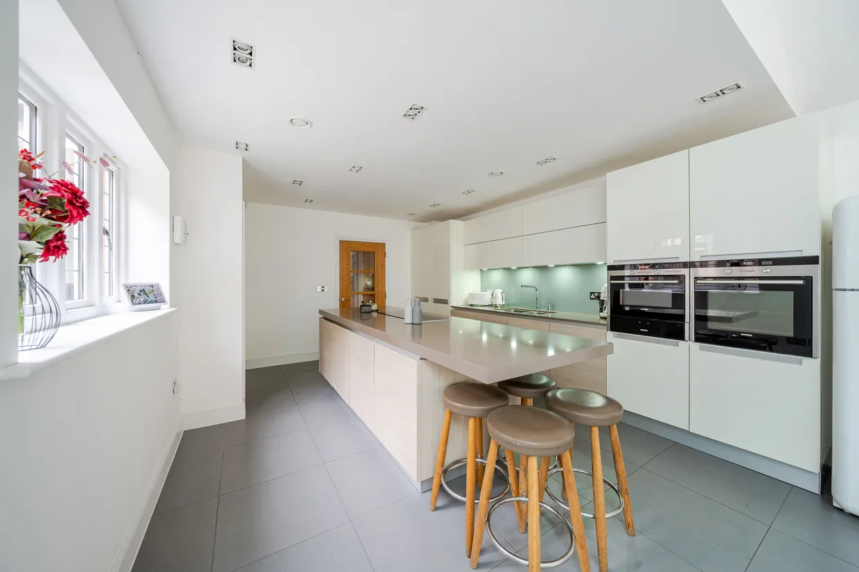 Bowers Way, Harpenden, AL5 photo 9
