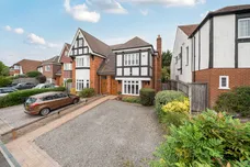 Bowers Way, Harpenden, AL5 photo 15