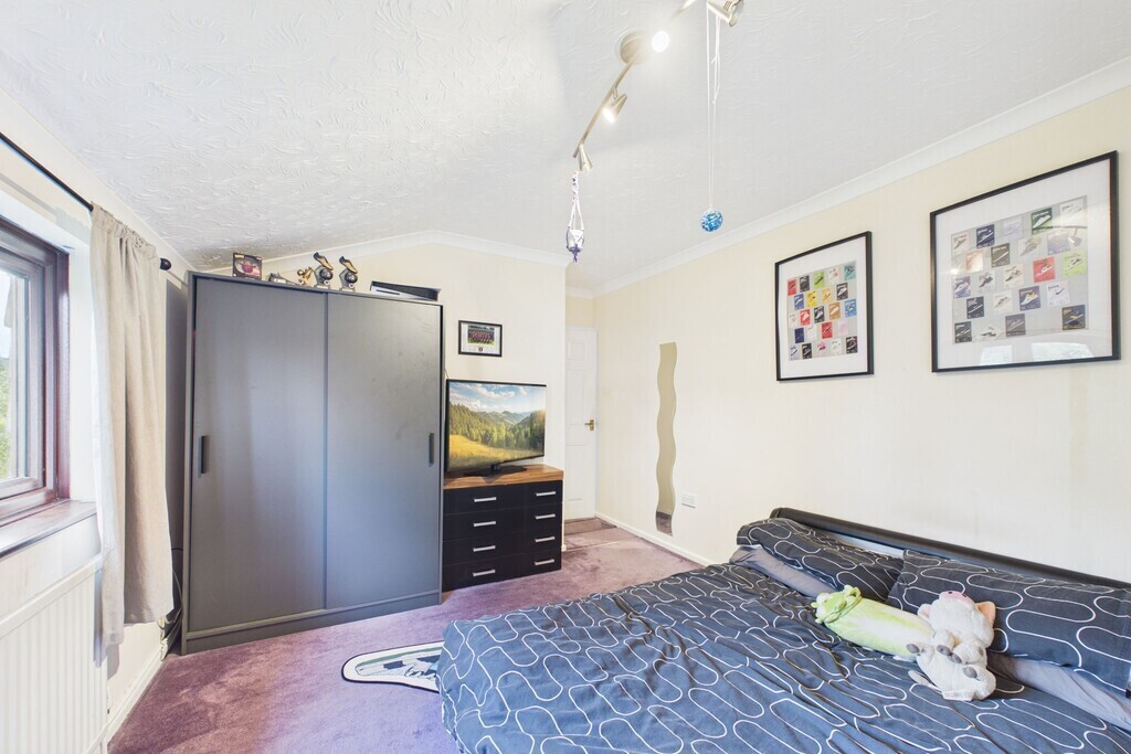 Sycamore Close, Loddon, Norwich Image 16