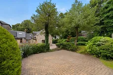 Linnpark Gardens, Johnstone
