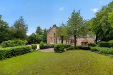 Linnpark Gardens, Johnstone