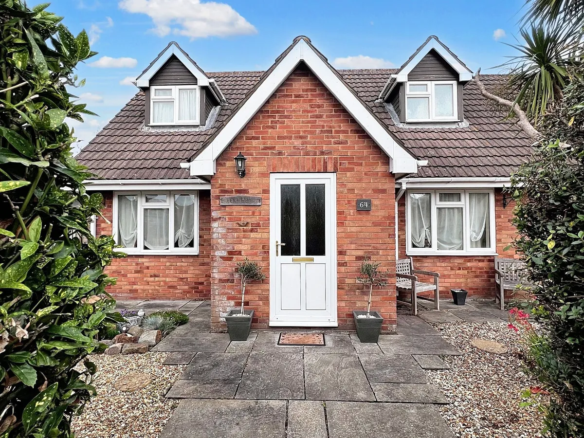 Adenfield Way, Rhoose, CF62