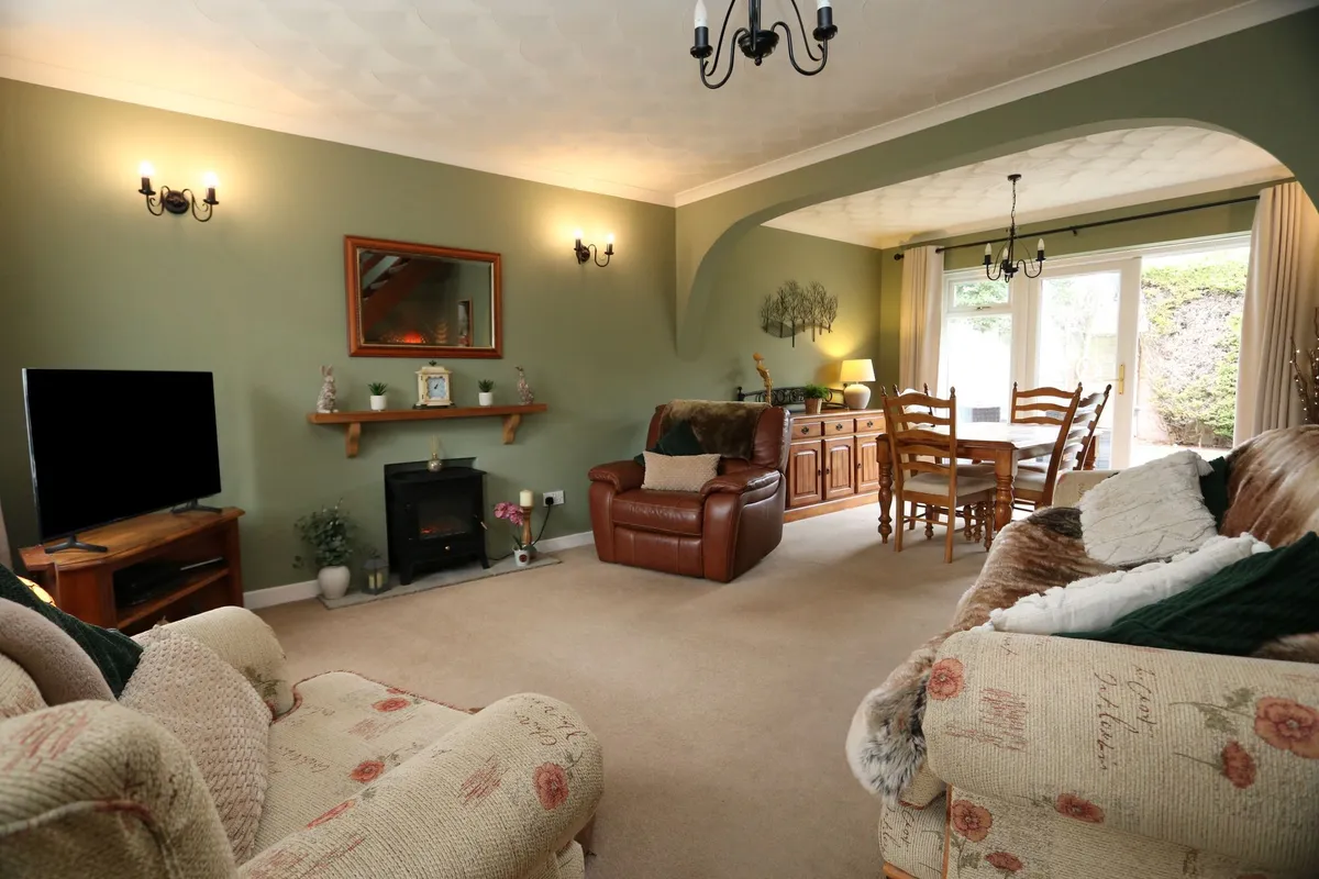Adenfield Way, Rhoose, CF62