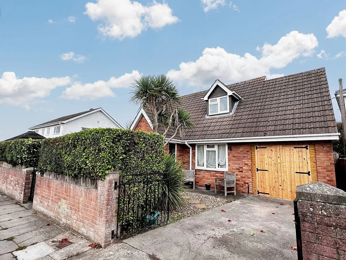 Adenfield Way, Rhoose, CF62