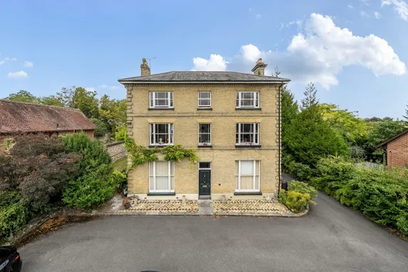 Clifton Road, Winchester SO22
