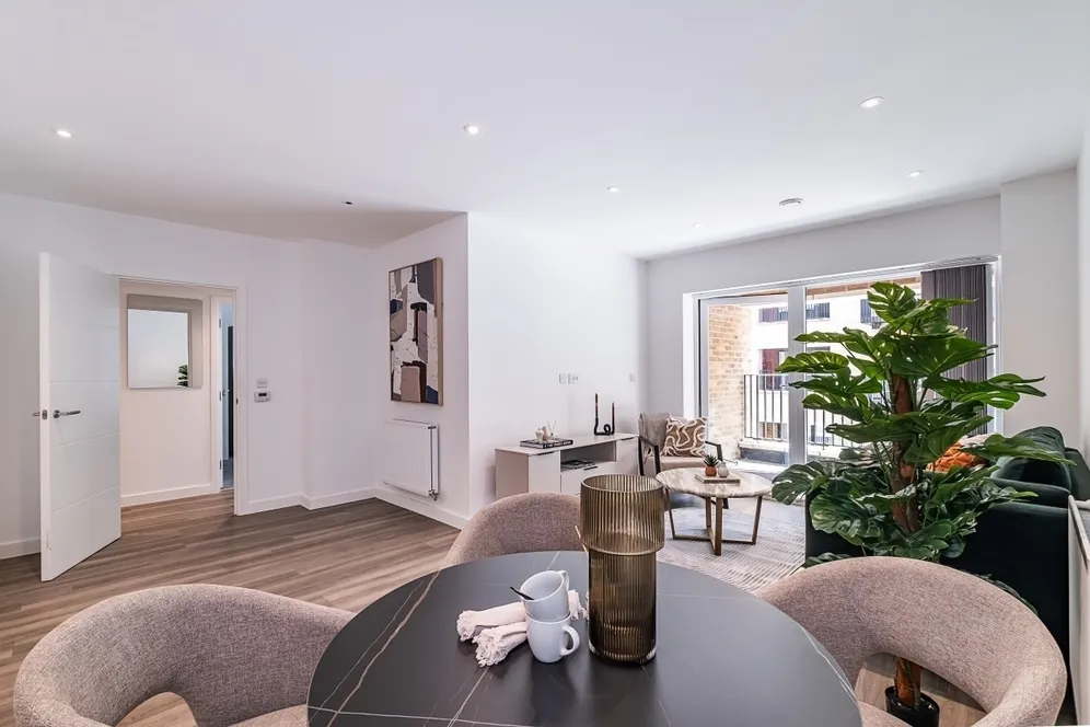 Wotton Court, SE18 photo 3